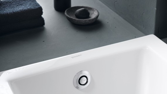 Bathtub drain with PushControl function Bathtub drain with PushControl function