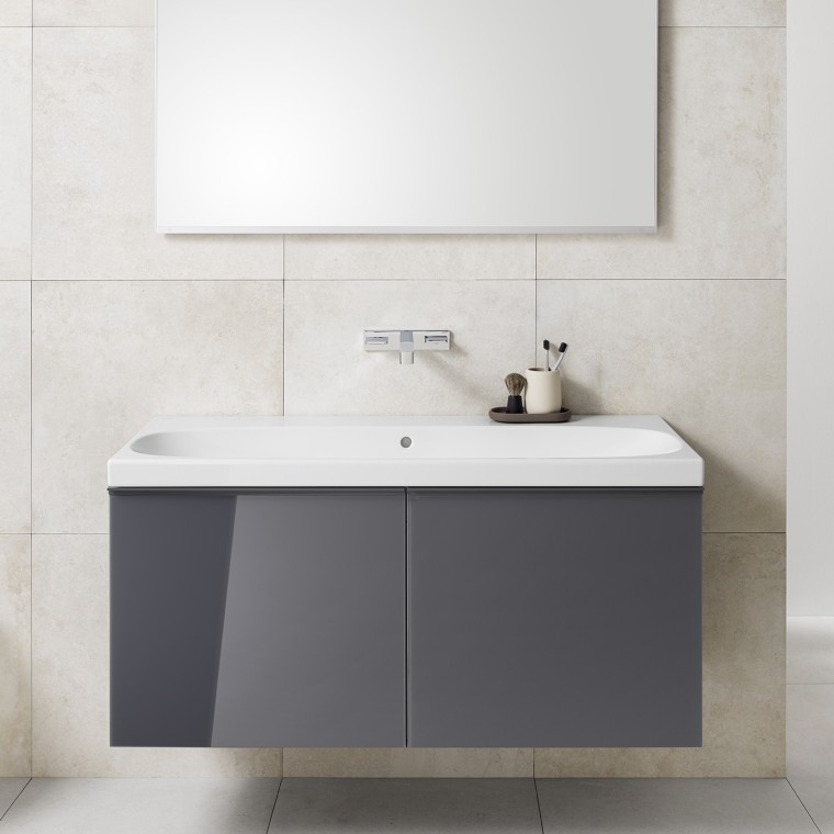 Bathroom with furniture made of wood from the Geberit Acanto series Bathroom with furniture made of wood from the Geberit Acanto series