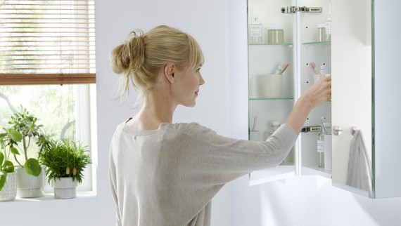 The Geberit Option Plus mirror cabinet offers plenty of storage space (© Geberit)