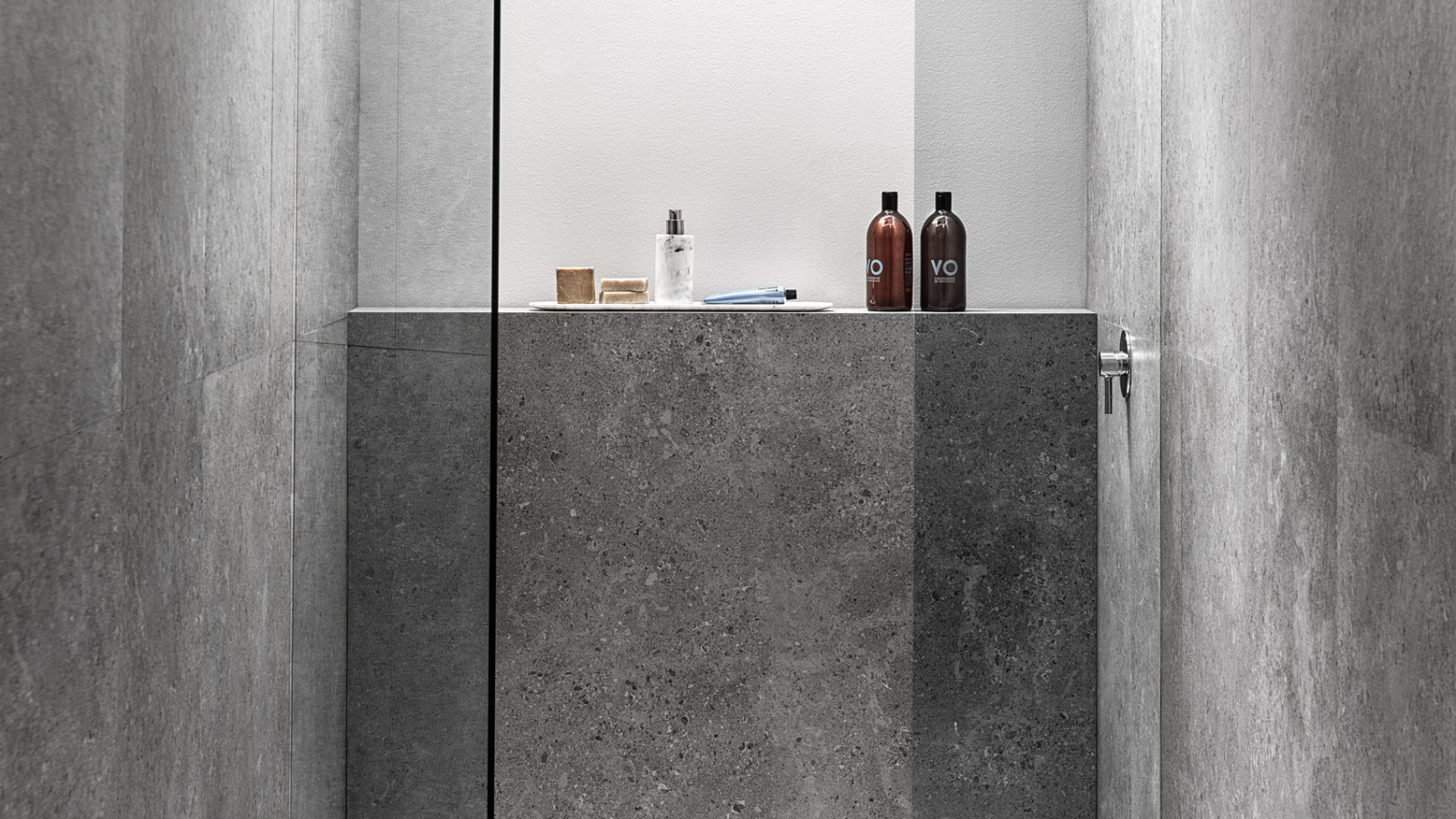 Geberit Sestra shower tray with floor-even installation Geberit Sestra shower tray with floor-even installation