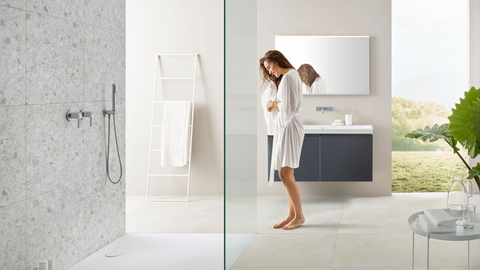 Floor-even walk-in shower from Geberit Floor-even walk-in shower from Geberit