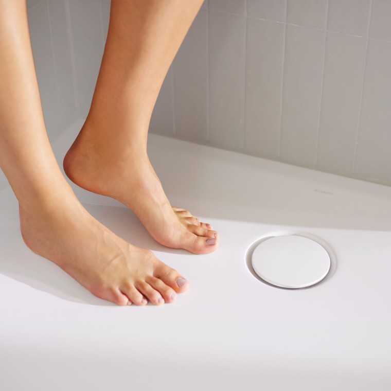 Geberit CleanFloor30 with feet Geberit CleanFloor30 with feet