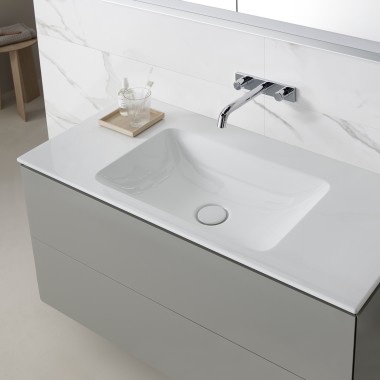 Geberit vanity basin with generous shelf surface