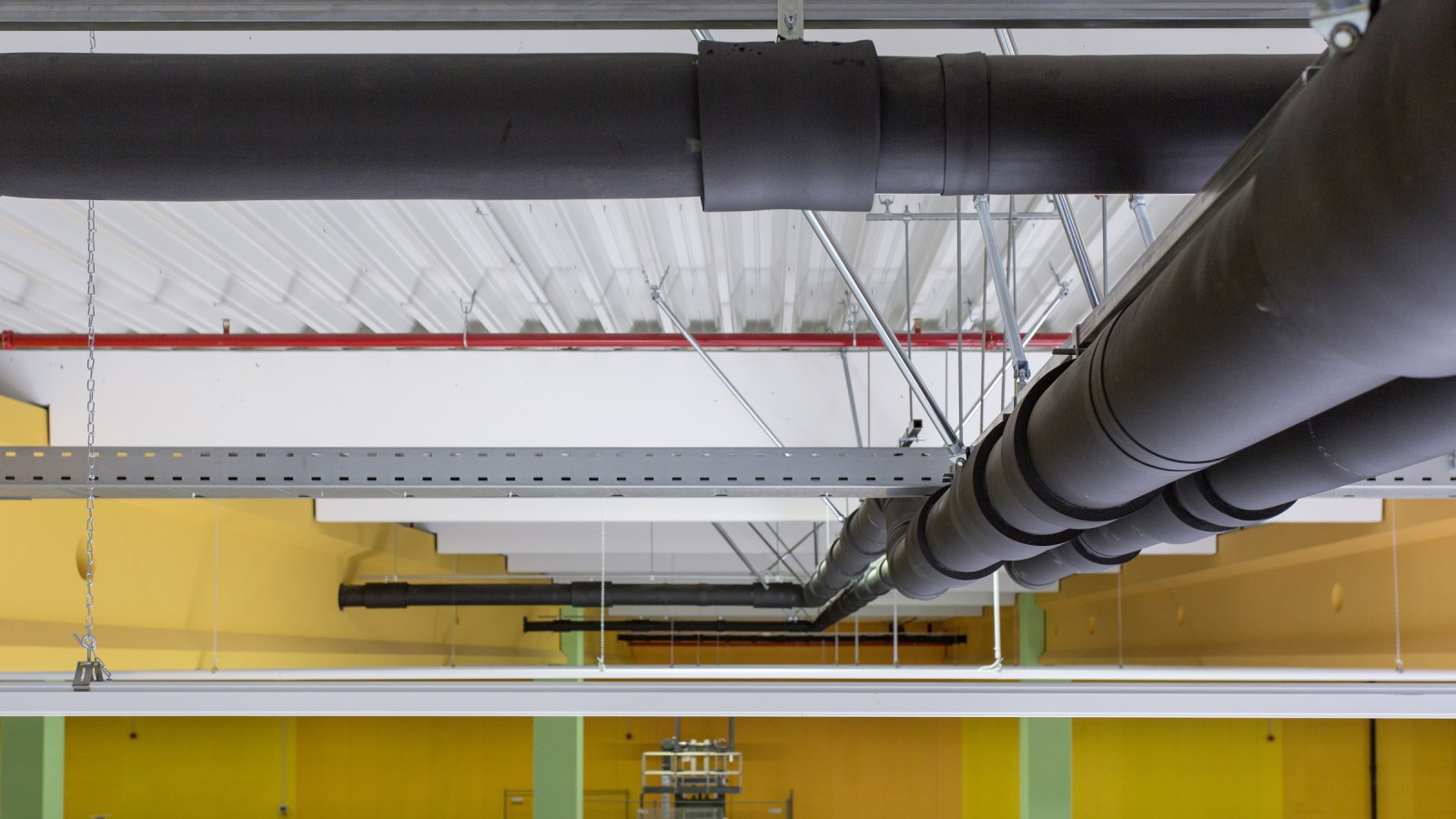 Geberit PE pipelines in a roof drainage system with Geberit Pluvia