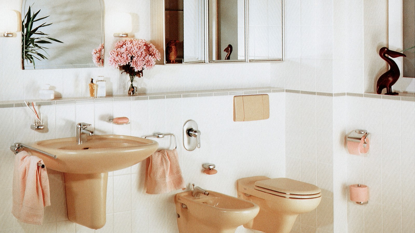 Colourful ceramics, actuator plates and wall-hung WCs were all the rage in the seventies Colourful ceramics, actuator plates and wall-hung WCs were all the rage in the seventies