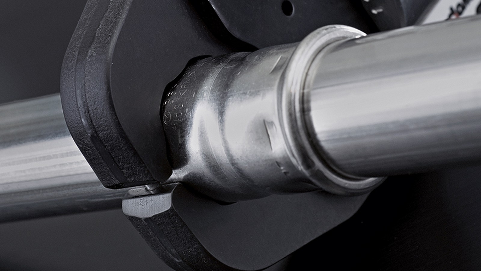 Pressing jaw with Mapress pipe