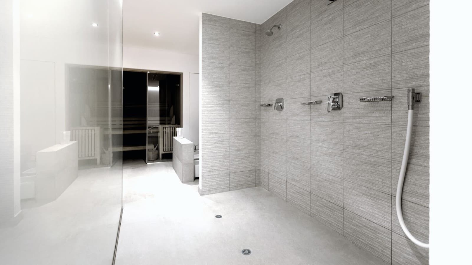 Semipublic sanitary room with Geberit vinyl (PVC) shower floor drain Semipublic sanitary room with Geberit vinyl (PVC) shower floor drain