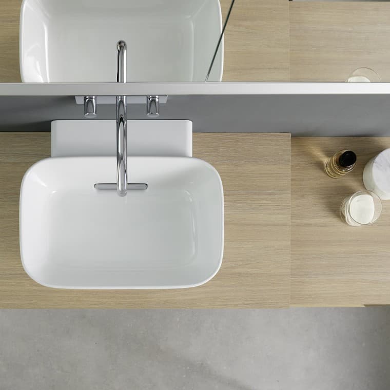 Geberit ONE lay-on washbasin in a rounded design Geberit ONE lay-on washbasin in a rounded design