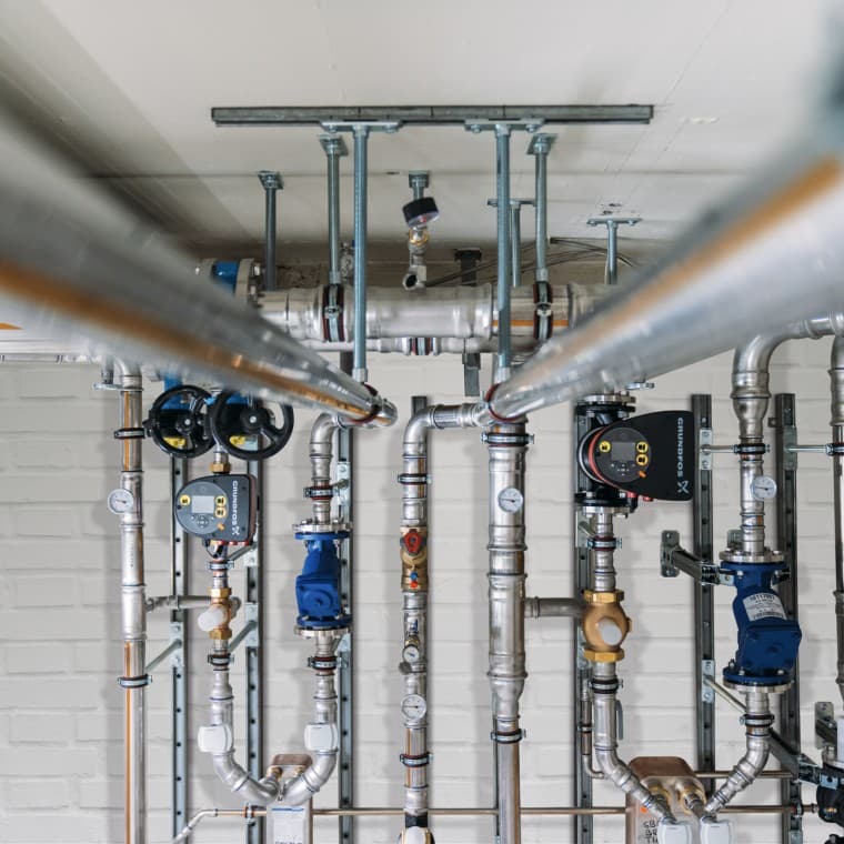 Geberit Mapress Therm offers reliable protection against external corrosion in closed cooling or refrigeration circuits with condensate formation Geberit Mapress Therm offers reliable protection against external corrosion in closed cooling or refrigeration circuits with condensate formation